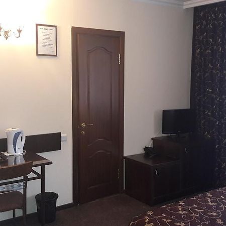 الماتي Salem On Tulebaeva Street Hotel المظهر الخارجي الصورة